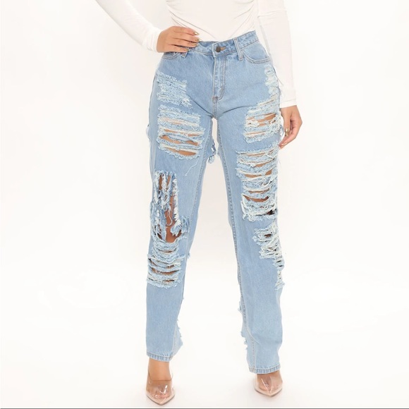 Fashion Nova With Just a Look Boyfriend Jeans Distressed Sz.13 - Picture 1 of 7